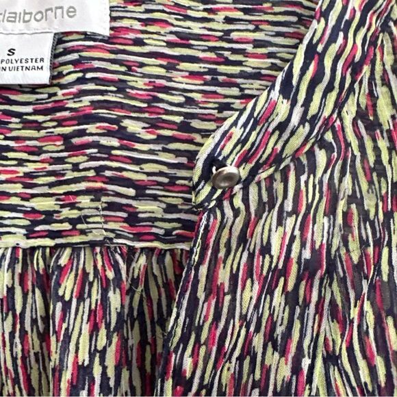 Liz Claiborne Women’s  V-Neck Colorful Sheer Size Small Top - Picture 3 of 4